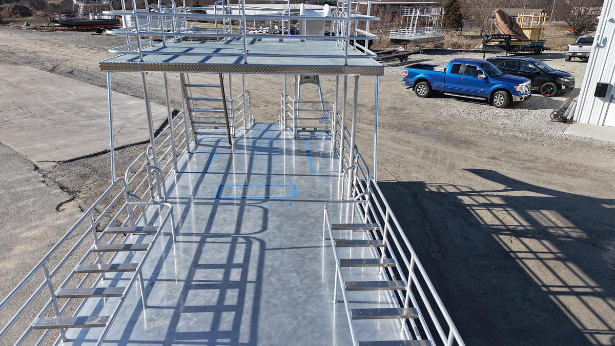 Used Resort Sky Deck 1030