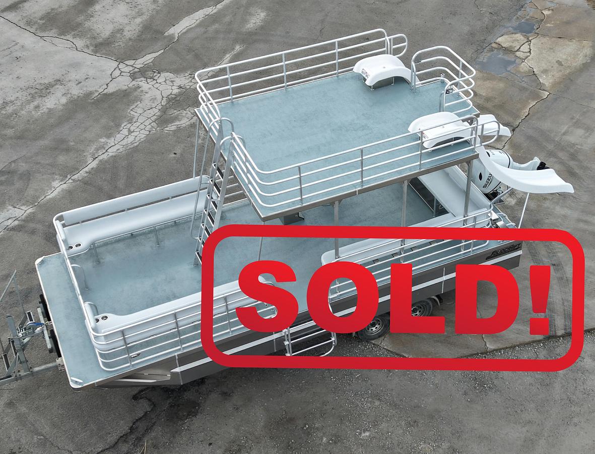 Used Resort Sky Deck 1025