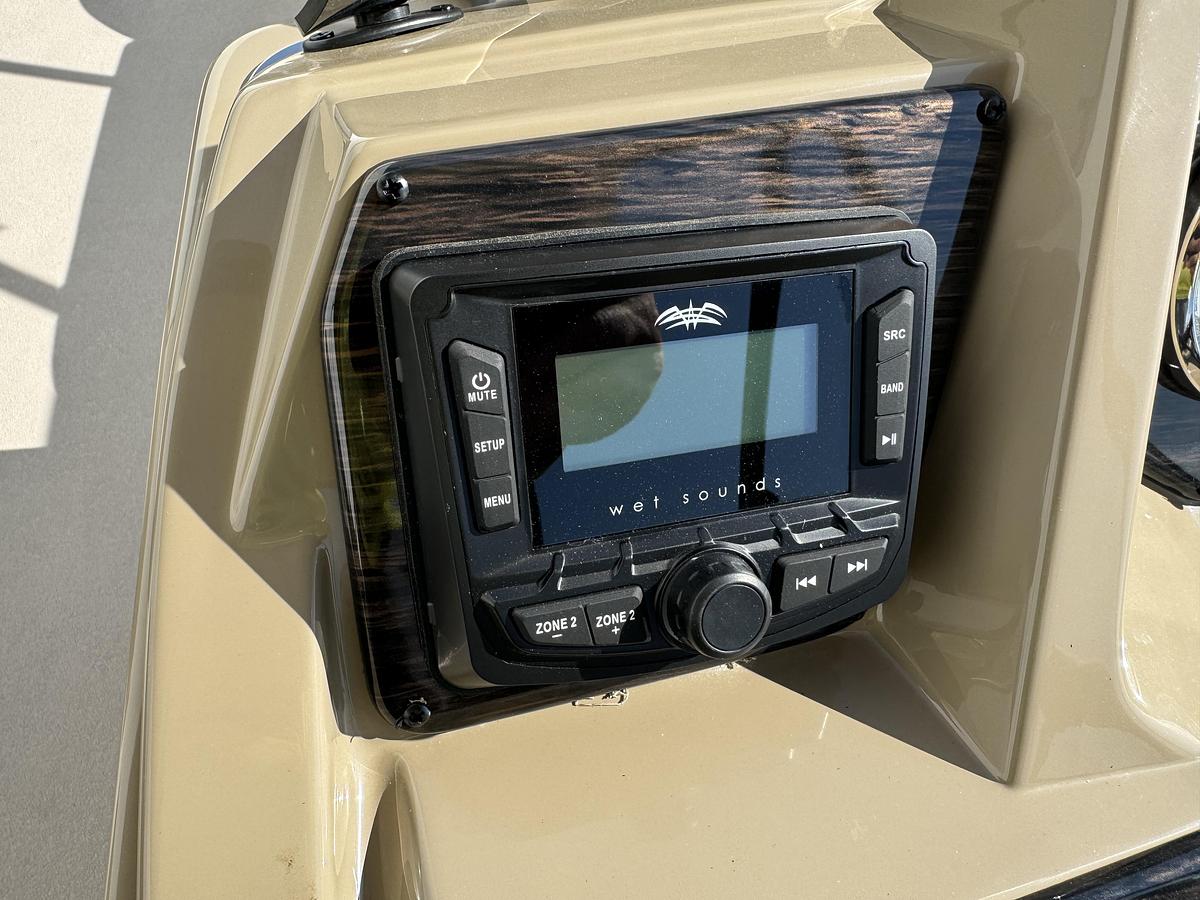 2026 SunChaser Commercial Series Geneva Sport 23