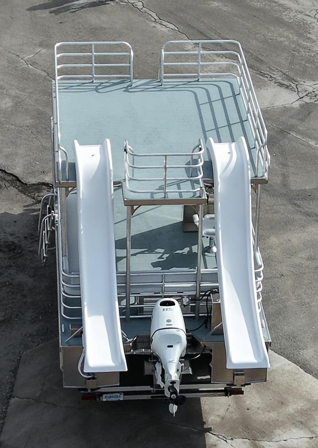 SolidCraft 1025 Resort SkyDeck
