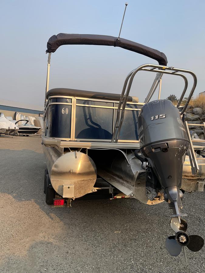 Used 2022 SunChaser Geneva 24 Cruise