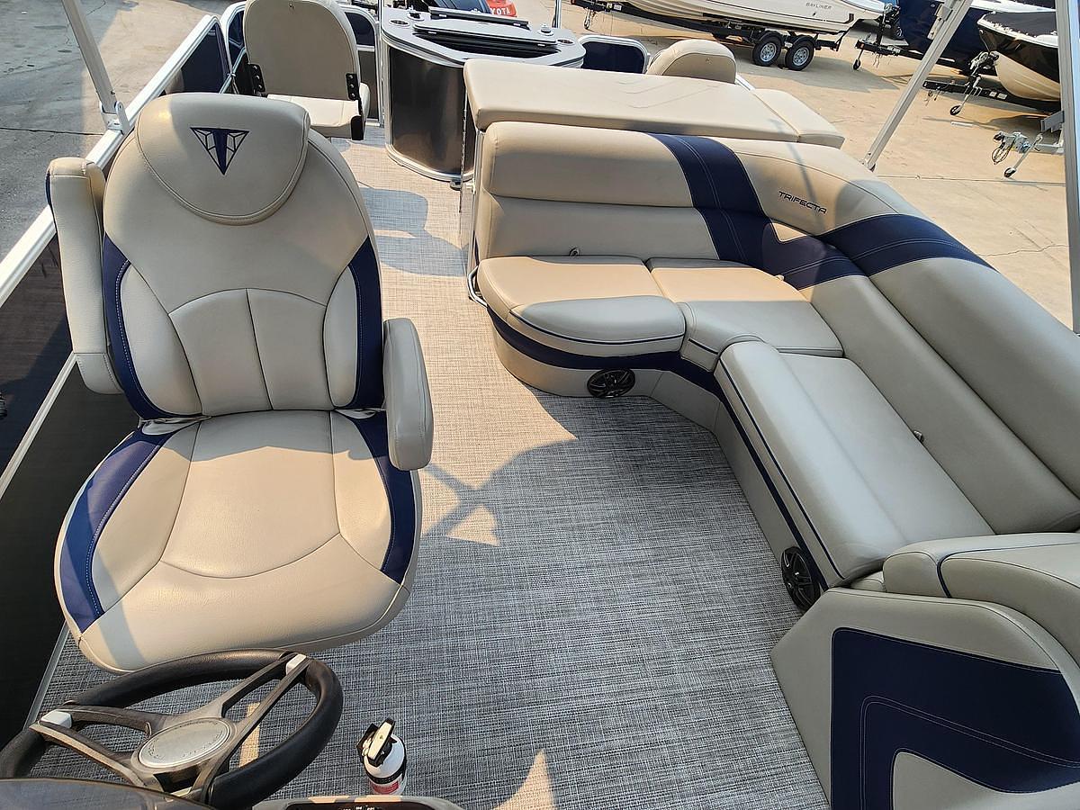 Used 2021 Trifecta 25 x 24 2.0 LE
