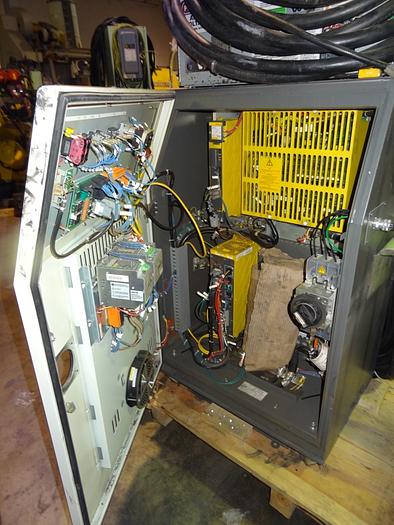 Used FANUC R2000iB/210F 6 AXIS CNC ROBOT W/R30iA CONTROLS