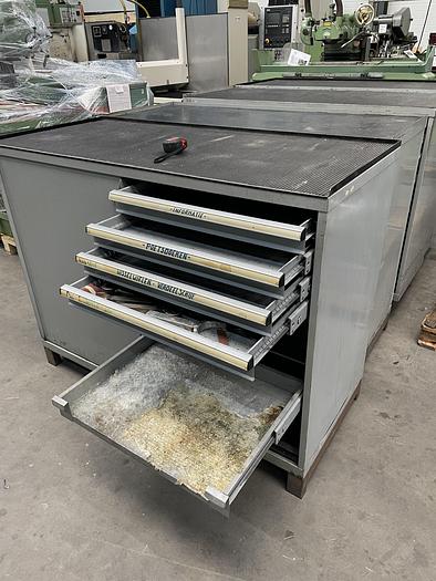 Gebruikt Gereedschap kasten 4 stuks