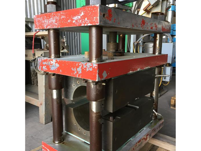 Used 30 Ton Danly 4 Post Screw Press