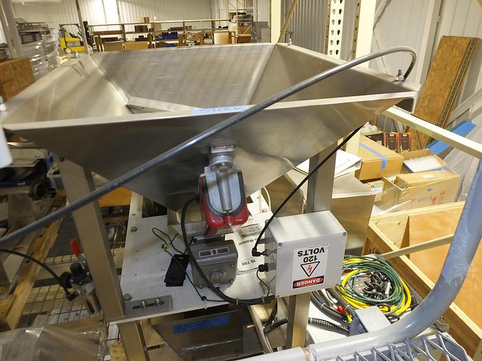 Used WEIGH RIGHT SINGLE HEAD SCALE - MODEL PMB-1E