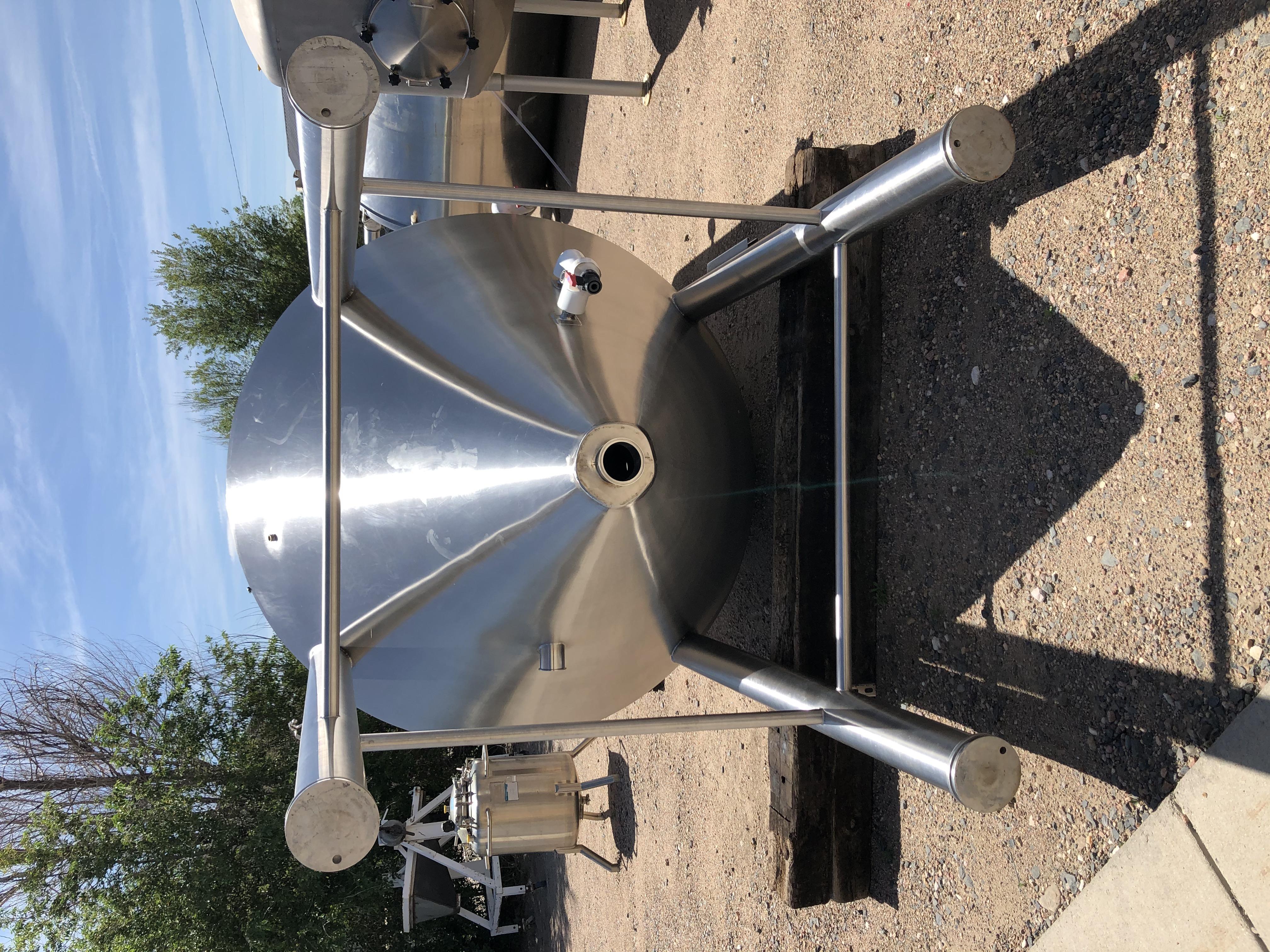 Usado 60 BBL FERMENTER VESSEL