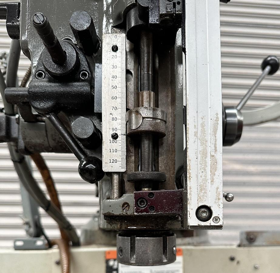 Used BRIDGEPORT SERIES 1 EZ-TRAK CNC TURRET MILL