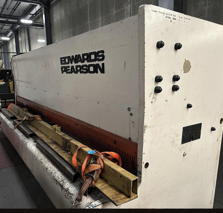Used 1992 Edwards Pearson VE 10mm x 3070mm Hydraulic Guillotine