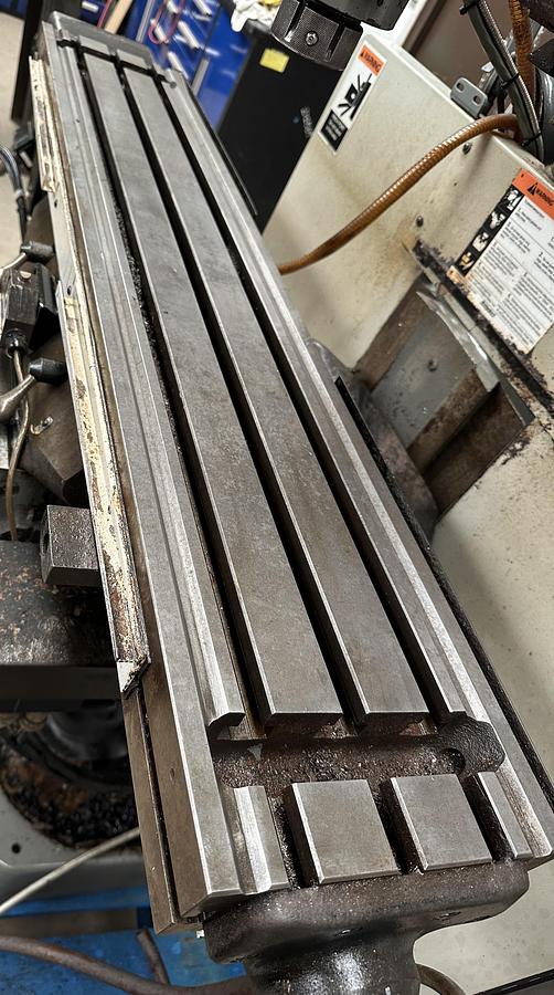 Used BRIDGEPORT SERIES 1 EZ-TRAK CNC TURRET MILL