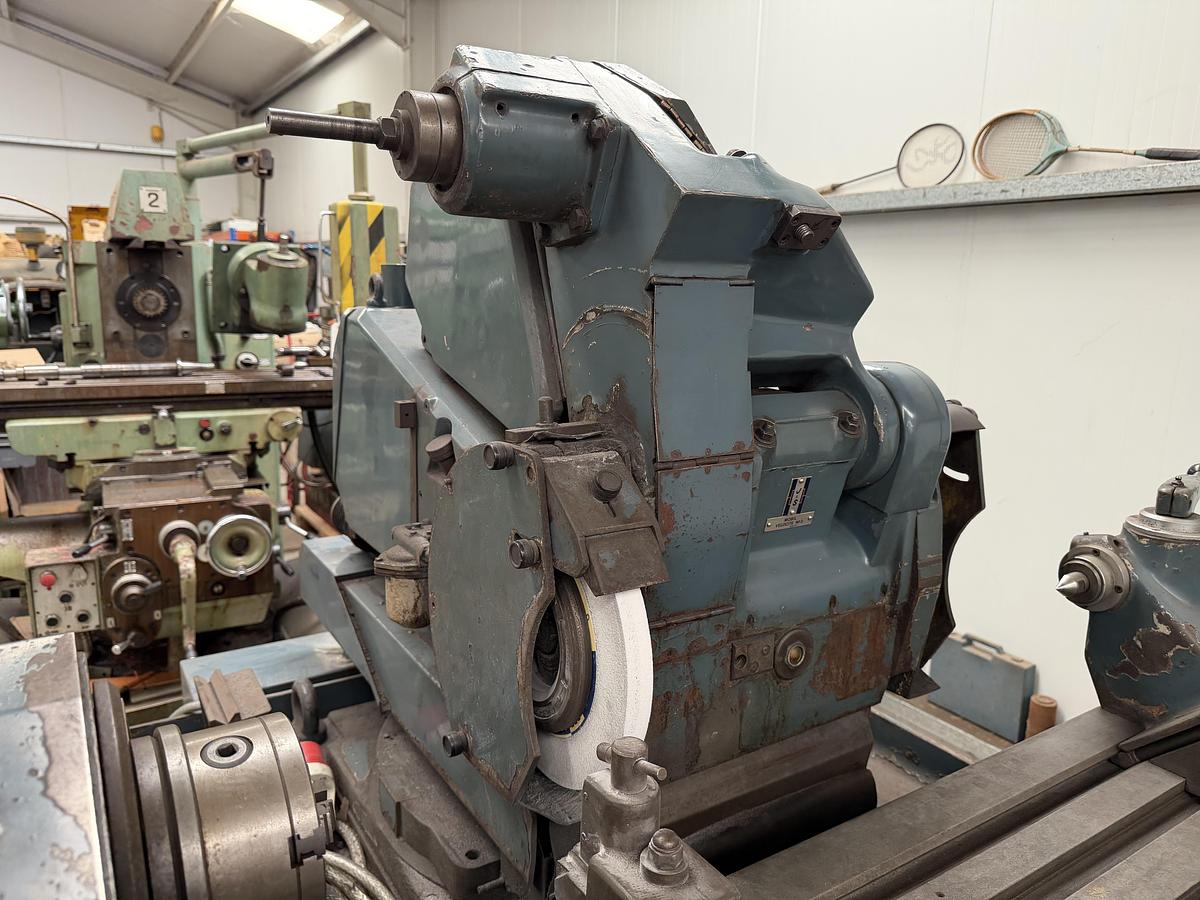 Used Jones & Shipman 1054 Cylindrical Grinder