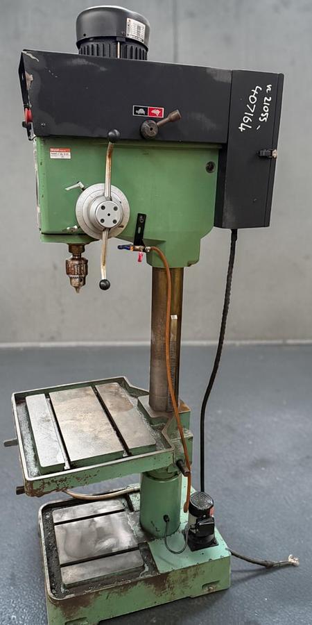 Used 2014 Kitchen & Walker DP-925GAD Variable Speed Drilling & Tapping Machine