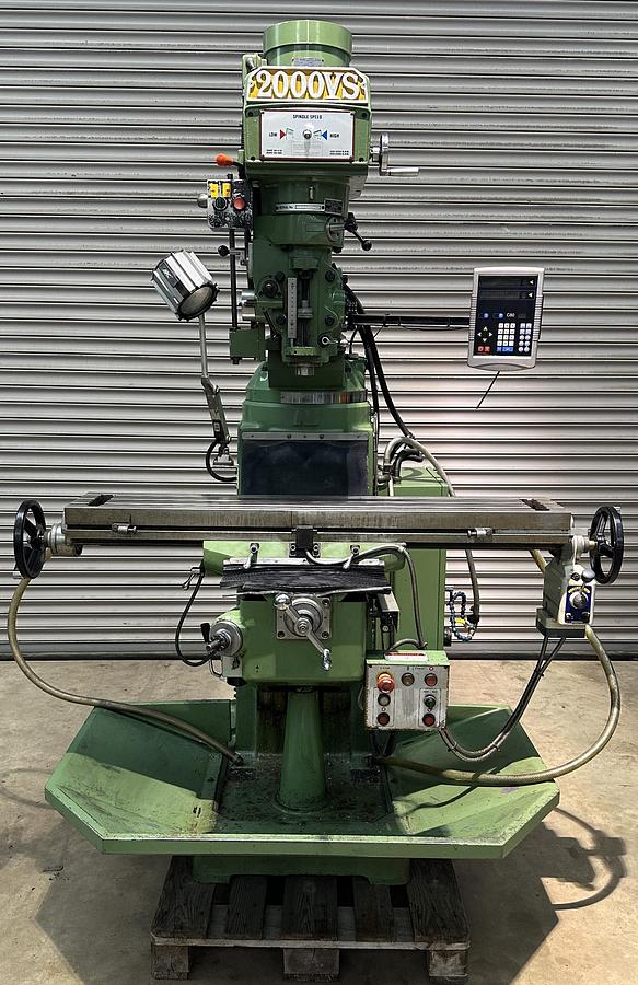 Used Europa Milltech 2000VS Turret Milling Machine