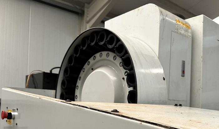 Used 1998 Hurco BMC 2416 CNC Verticle Machining Centre