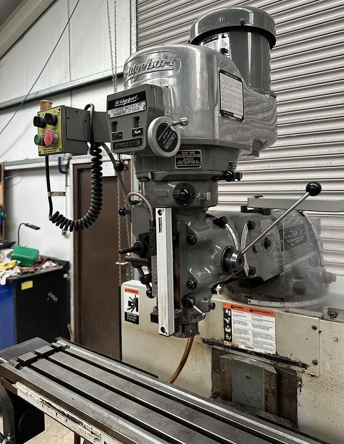 Used BRIDGEPORT SERIES 1 EZ-TRAK CNC TURRET MILL