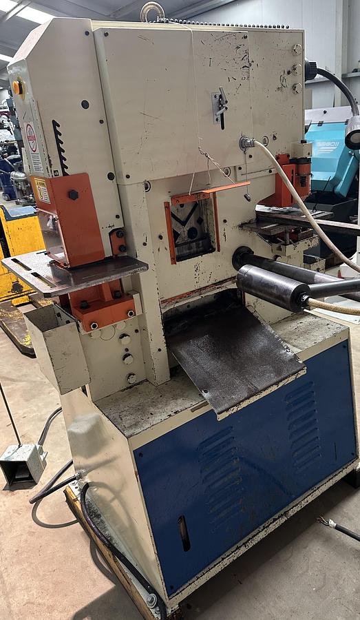 Used 2013 Sunrise 1W60K 60 Ton Hydraulic Steelworker