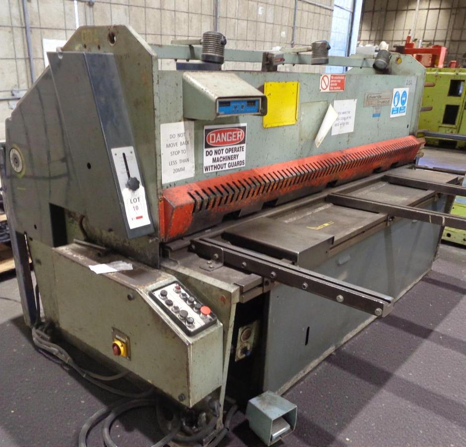 Used Edwards 6.5/2500mm Truecut Hydraulic Guillotine