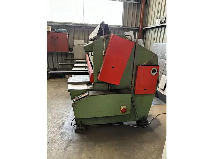 Used Edwards 6.5/3000 Truecut Hydraulic Guillotine