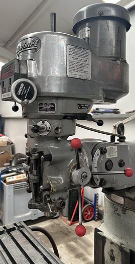 Used Bridgeport SERIES 1 BR2J2 TURRET MILL
