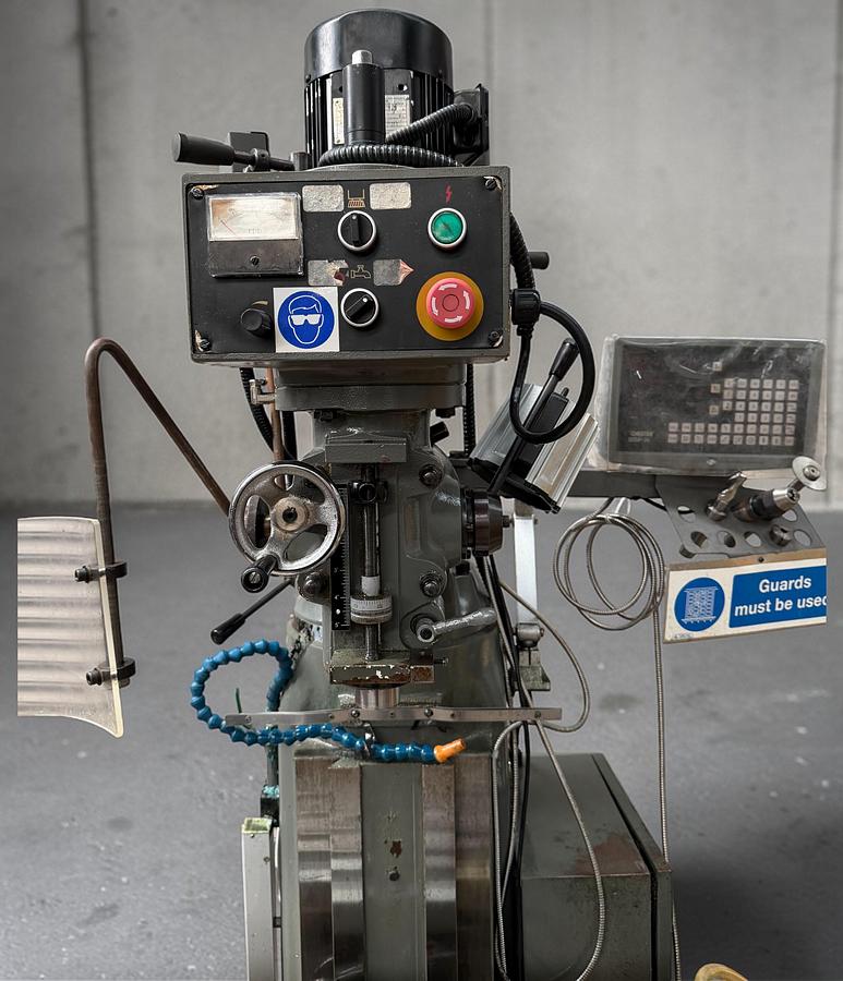 Used 2010 Chester 836EVS Turret Milling Machine