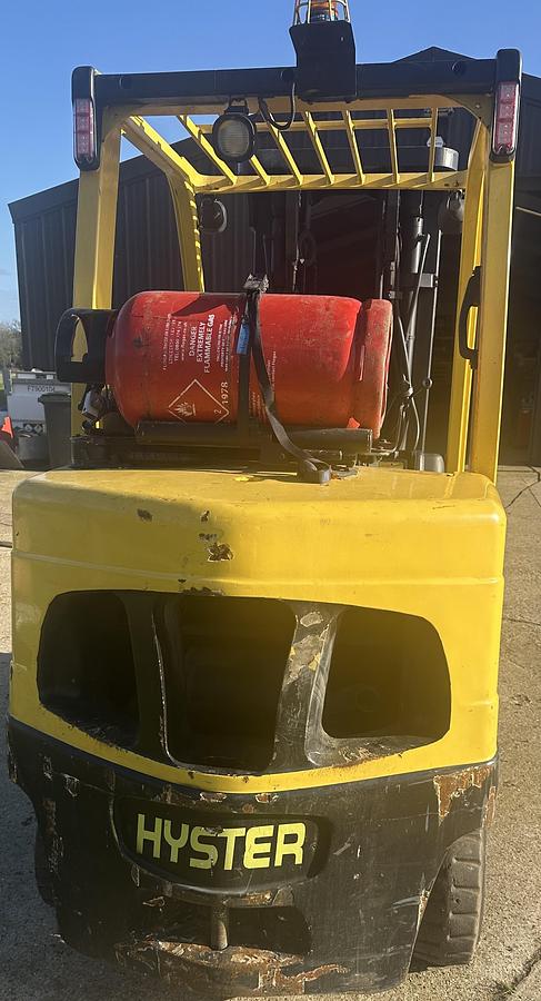 Used 2008 Hyster S4.00FT Gas Container Spec Forklift