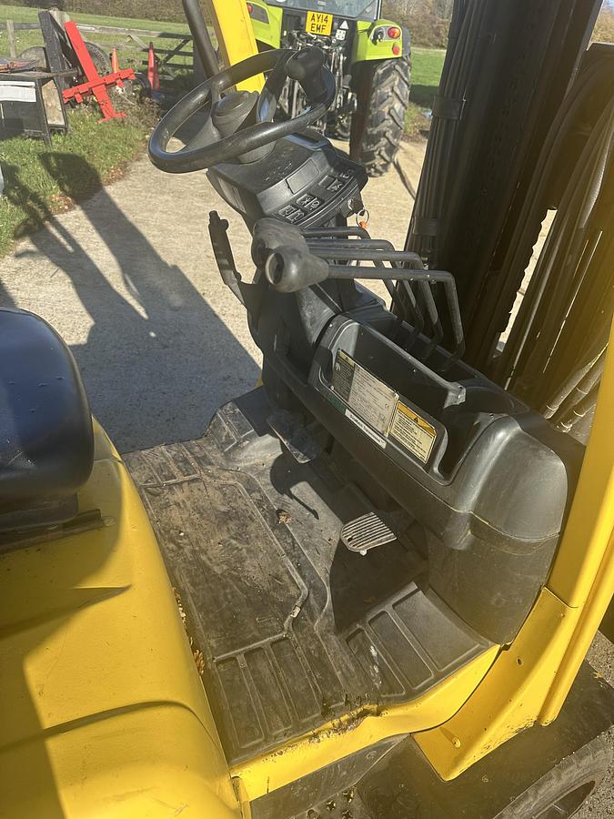 Used 2008 Hyster S4.00FT Gas Container Spec Forklift