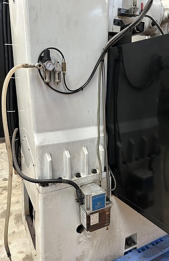 Used Hurco Hawk 40 CNC KNEELESS MILLING MACHINE