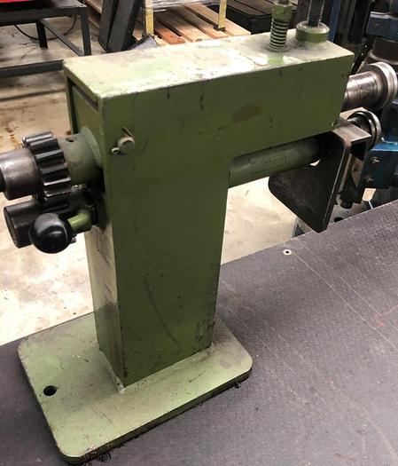 Used Walton Model P/UNIV Hand Swager