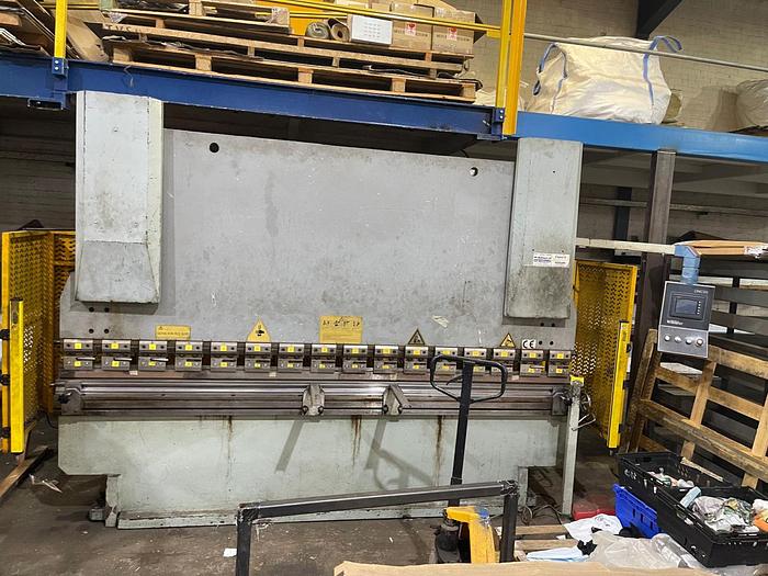 Used WC67K-160T/3200mm Hydraulic Press Brake