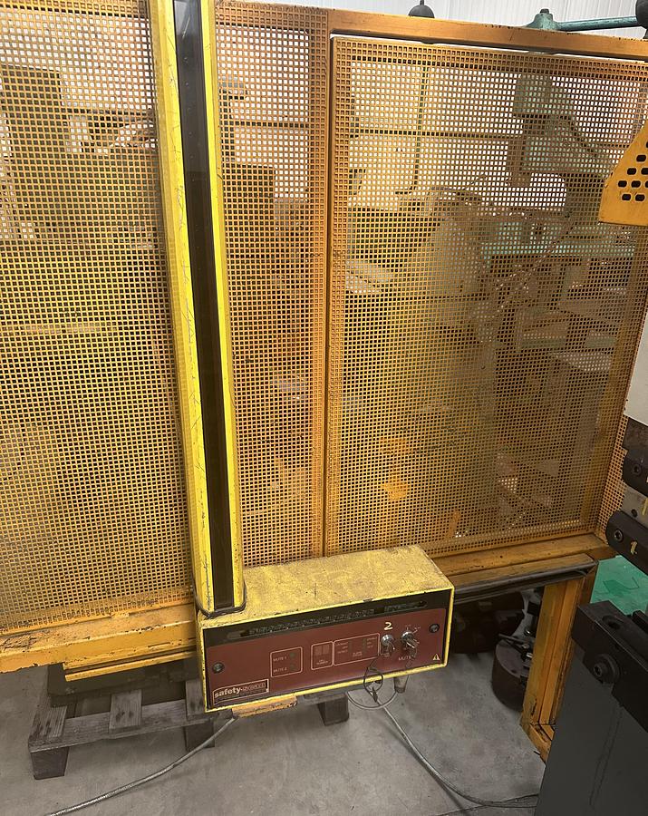 Used 2000 Kingsland KPT-1640 Downstroking Hydraulic Press Brake