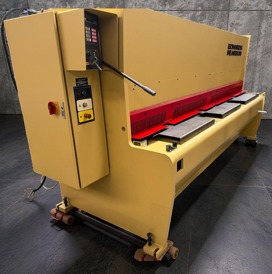 Used 1992 Edwards Pearson VE 10mm x 3070mm Hydraulic Guillotine