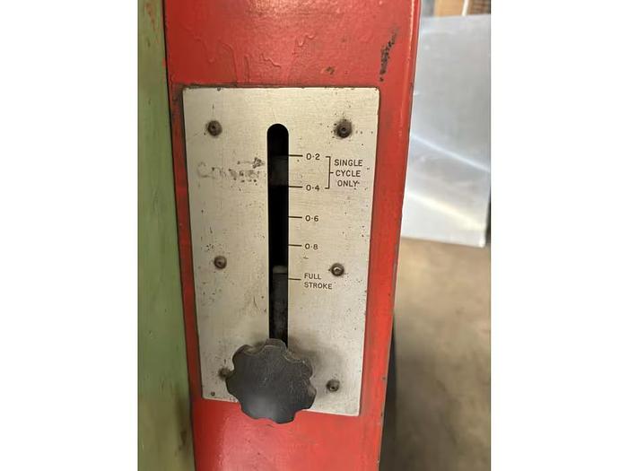 Used Edwards 6.5/3000 Truecut Hydraulic Guillotine