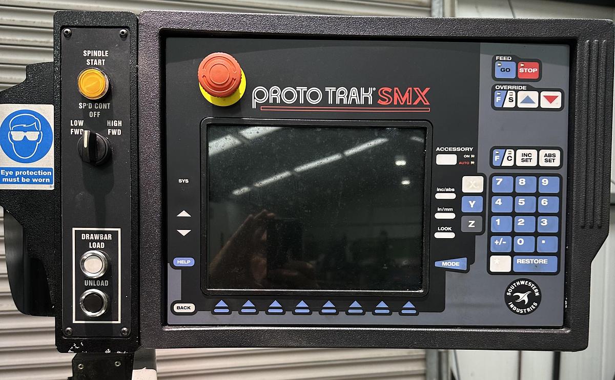 Used 2011 XYZ SMX 2000 CNC Milling Machine