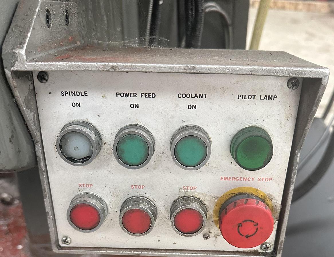 Used KRV 2000Turret Milling Machine