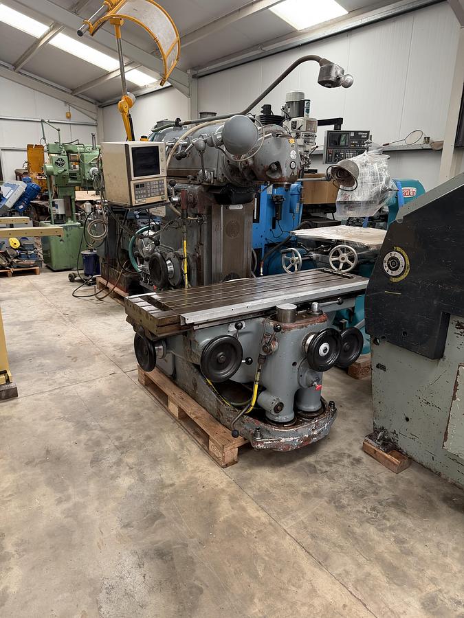 Used Huron KU4 Milling Machine