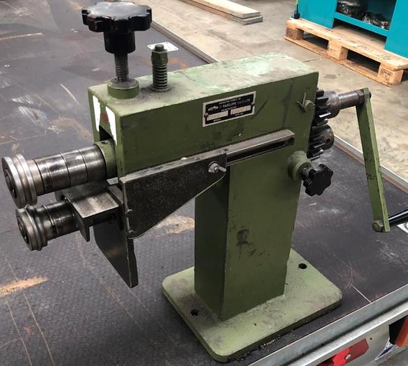 Used Walton Model P/UNIV Hand Swager