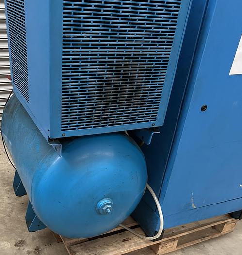 Used CompAir HV11RS Hydrovane Compressor HV11RS with CompAir F36LS Dryer, and Tank