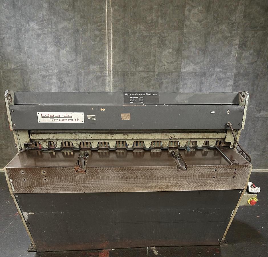 Used Edwards 1250 x 3.25mm DD Truecut Guillotine