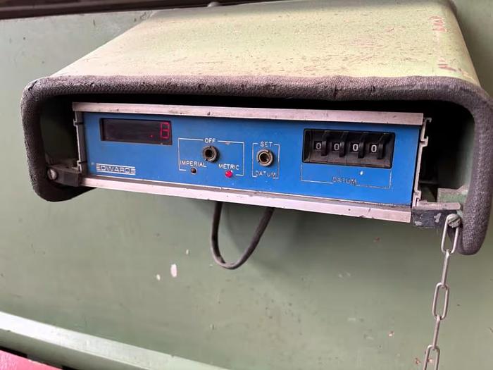 Used Edwards 6.5/3000 Truecut Hydraulic Guillotine