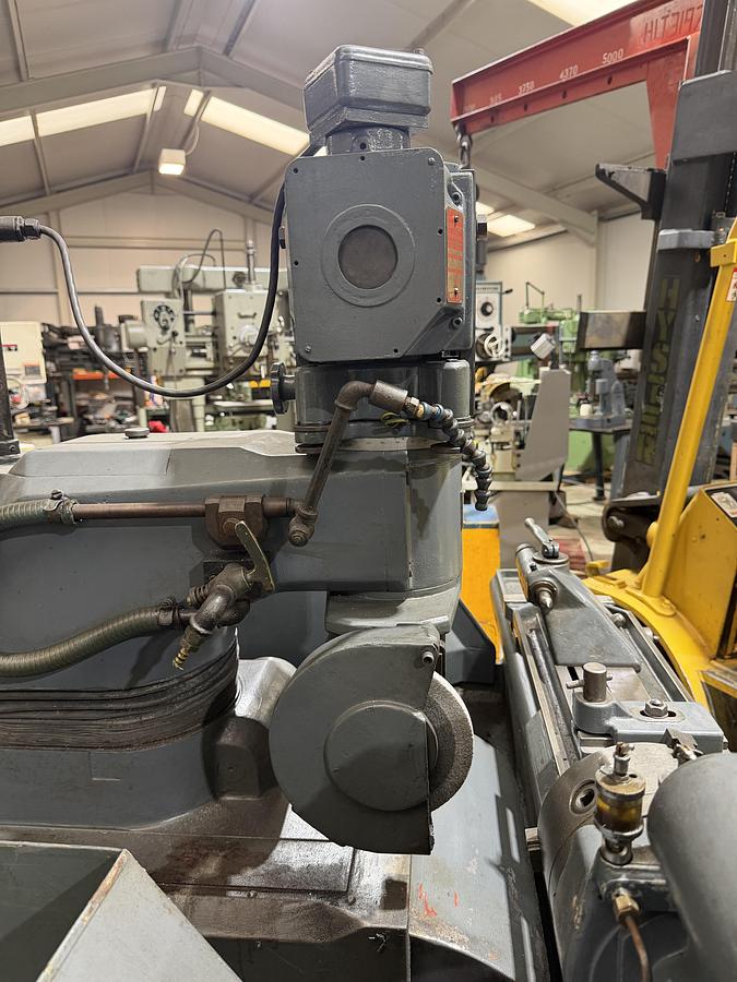 Used Jones & Shipman 1014 Cylindrical Grinder