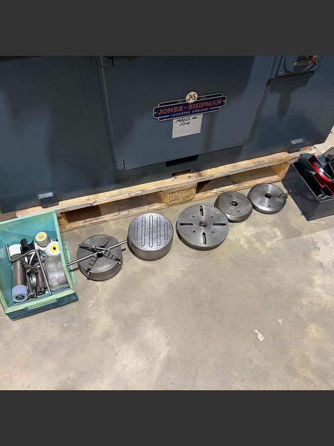 Used Jones & Shipman 1014 Cylindrical Grinder