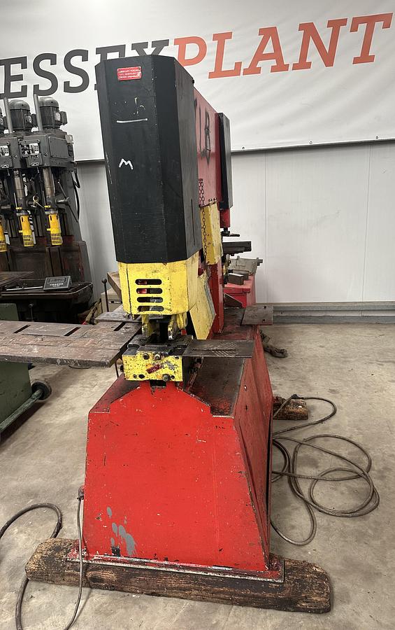 Used Geka Hydracrop-70-S Universal Steelworker