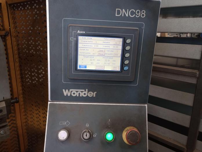 Used WC67K-160T/3200mm Hydraulic Press Brake