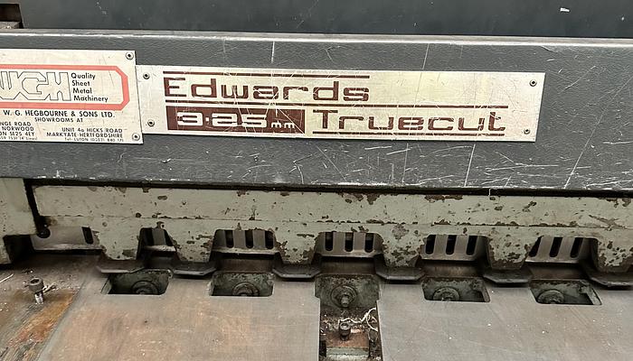 Used Edwards 1250 x 3.25mm DD Truecut Guillotine c/w Power Back Gauge
