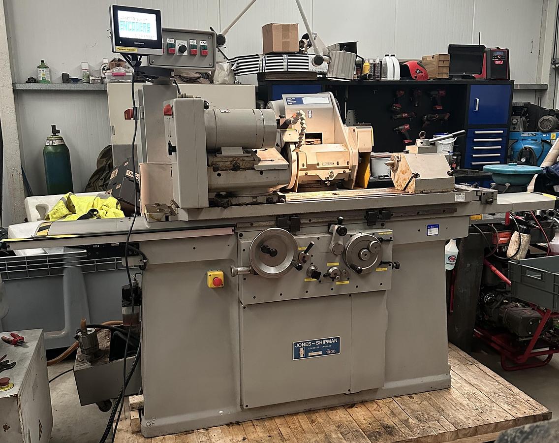 Used 1982 Jones & Shipman 1300 (1302-EIU) Cylindrical Grinder