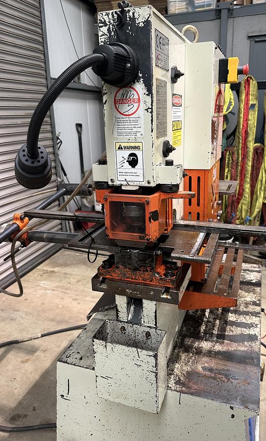 Used 2013 Sunrise 1W60K 60 Ton Hydraulic Steelworker