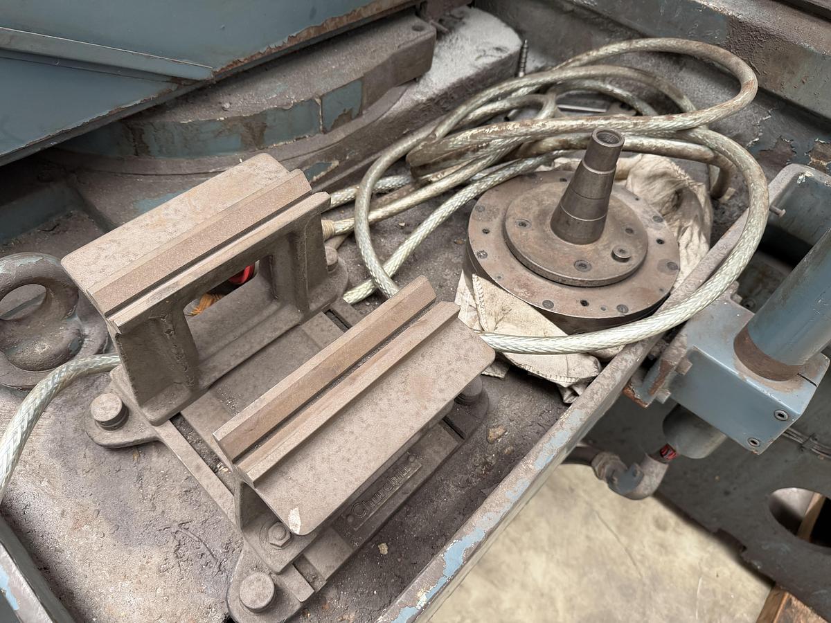 Used Jones & Shipman 1054 Cylindrical Grinder