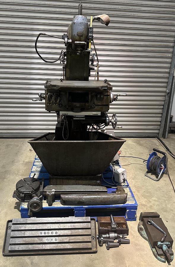 Used Alexander PG1E Universal Milling Machine