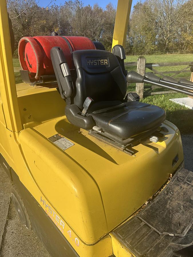 Used 2008 Hyster S4.00FT Gas Container Spec Forklift