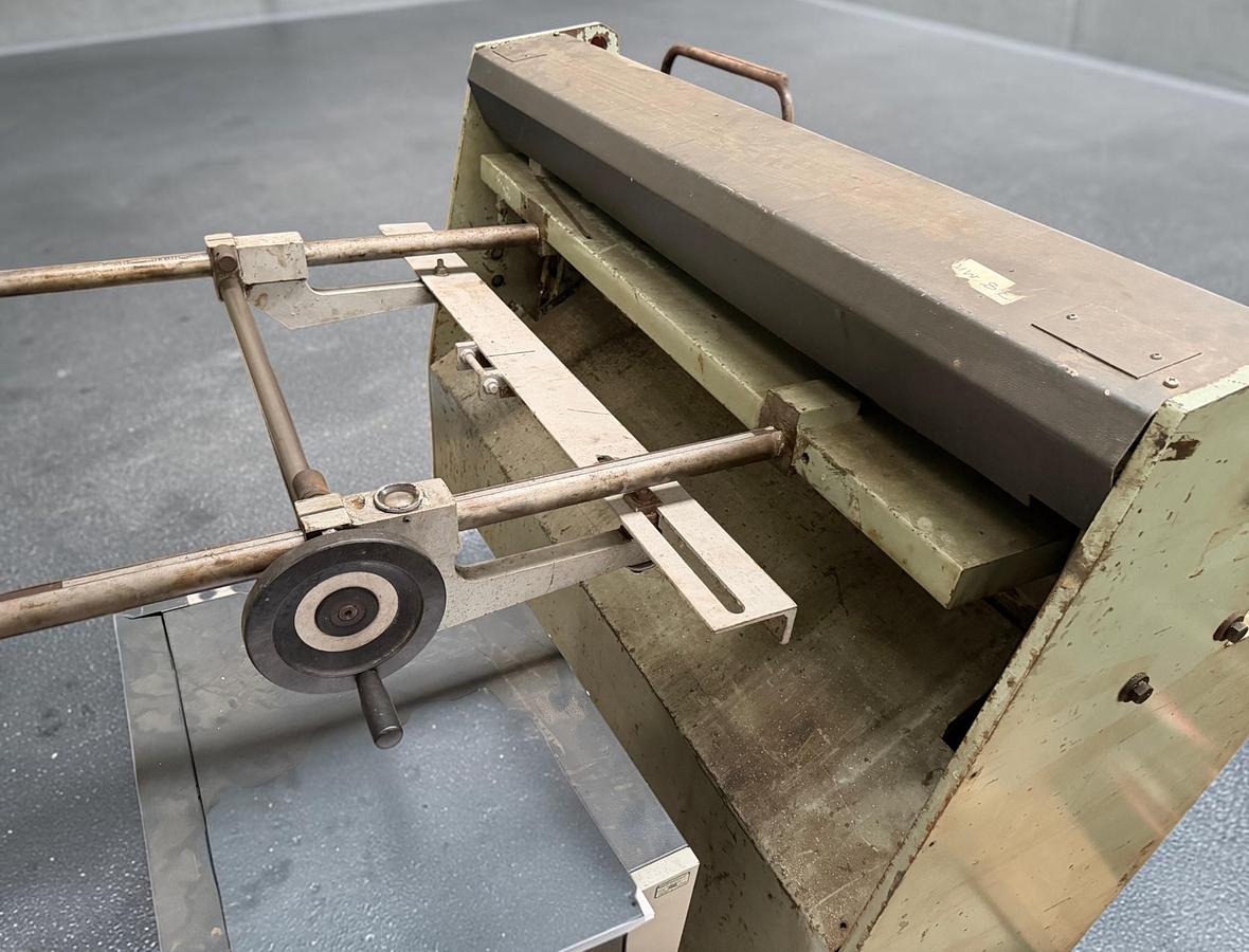 Used Edwards 1250 x 3.25mm DD Truecut Guillotine